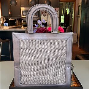 Stuart Weitzman 🩶 Silver Textured Tote Bag ( EUC)